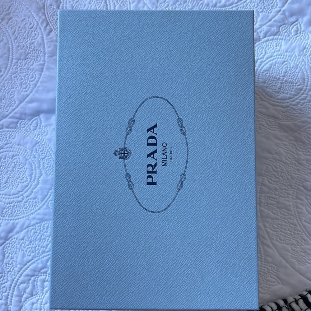 Women’s Prada Calzature Donna Sneakers, size 37.5 - Picture 4 of 5